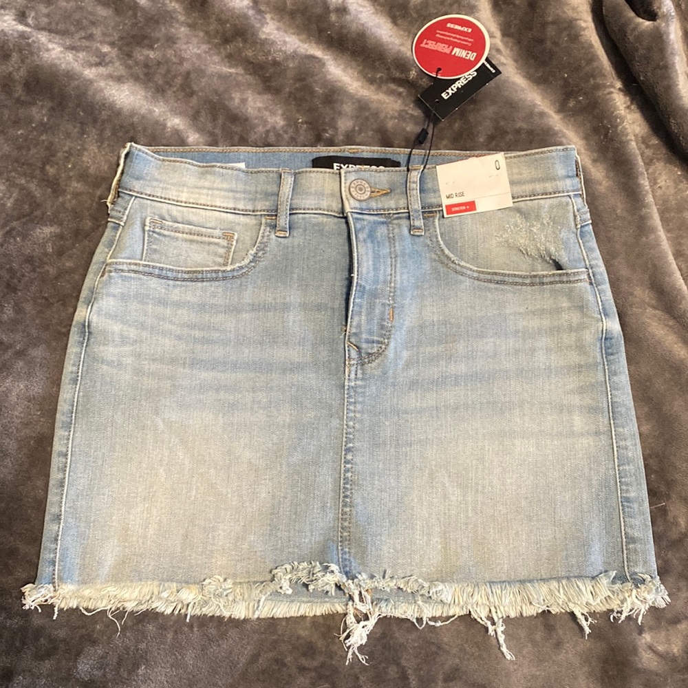 *NWT* Express Jean skirt